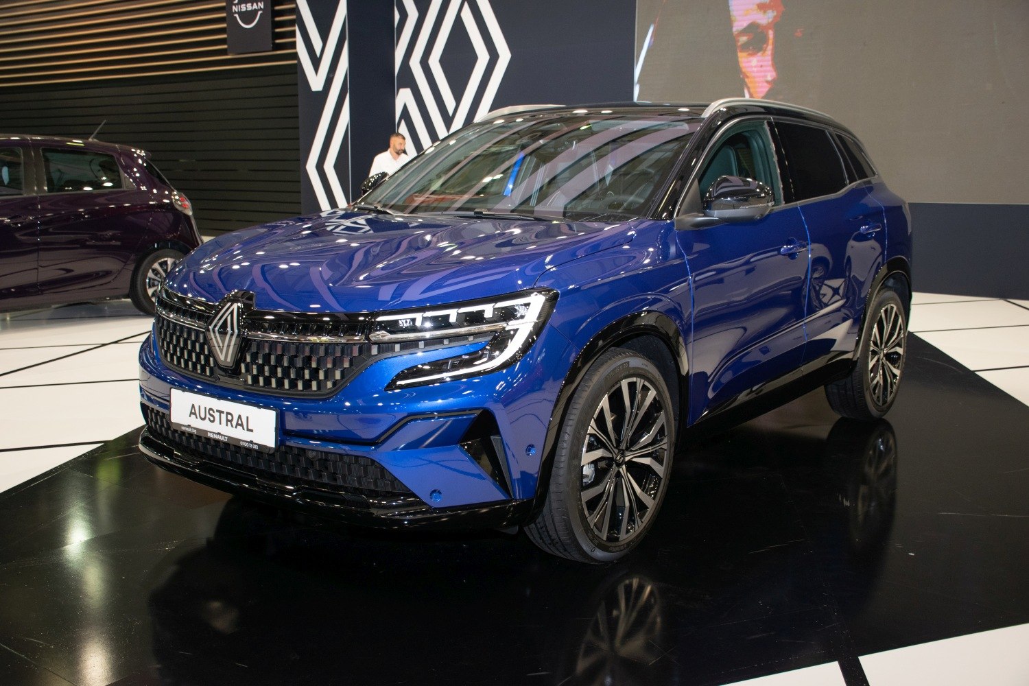 SUV front with LED headlights and stylish grille