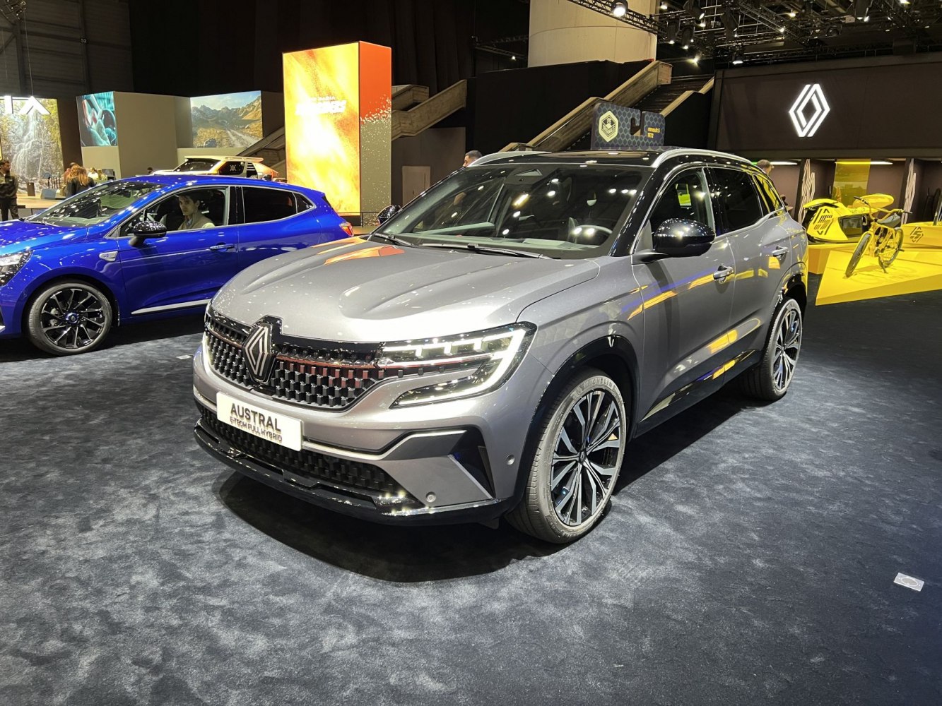 Front grille and LED headlights with sleek side profile of a modern SUV