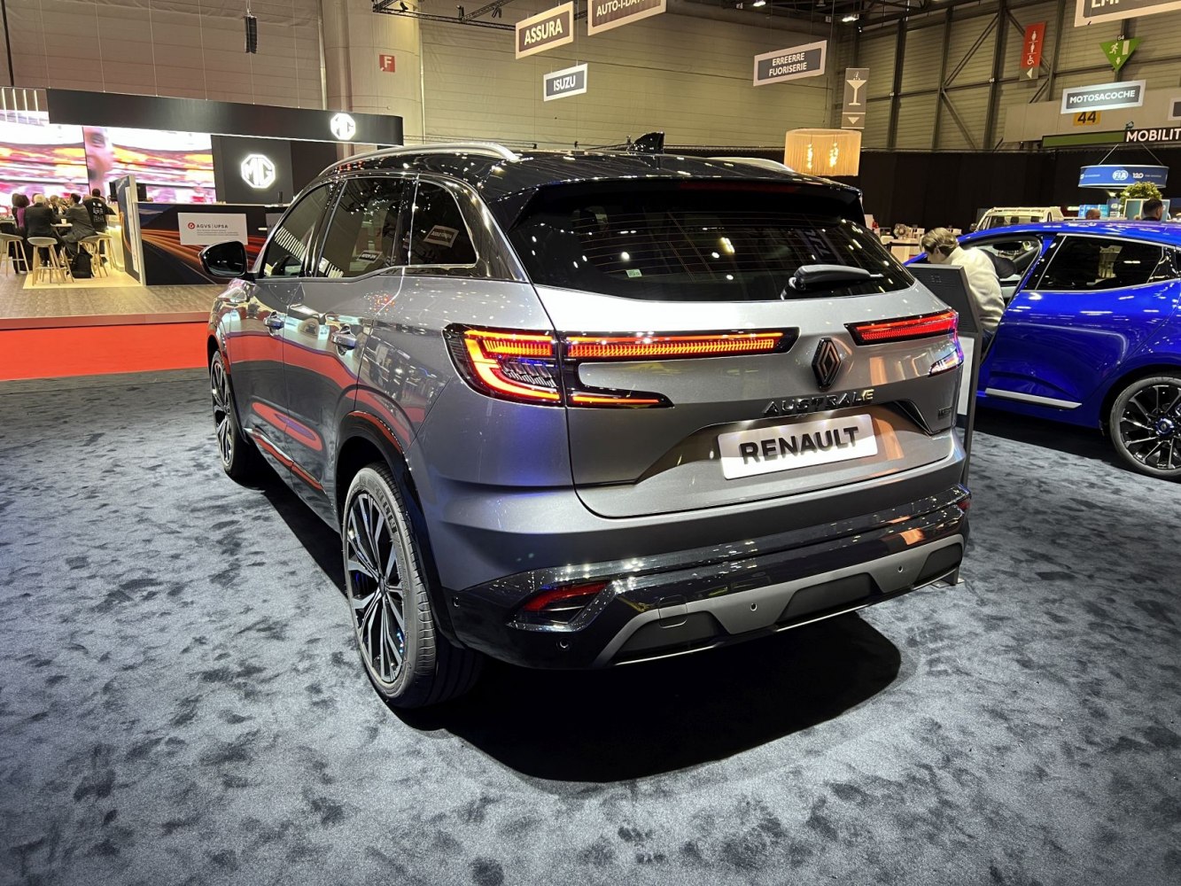 Rear view with LED taillights and modern SUV styling