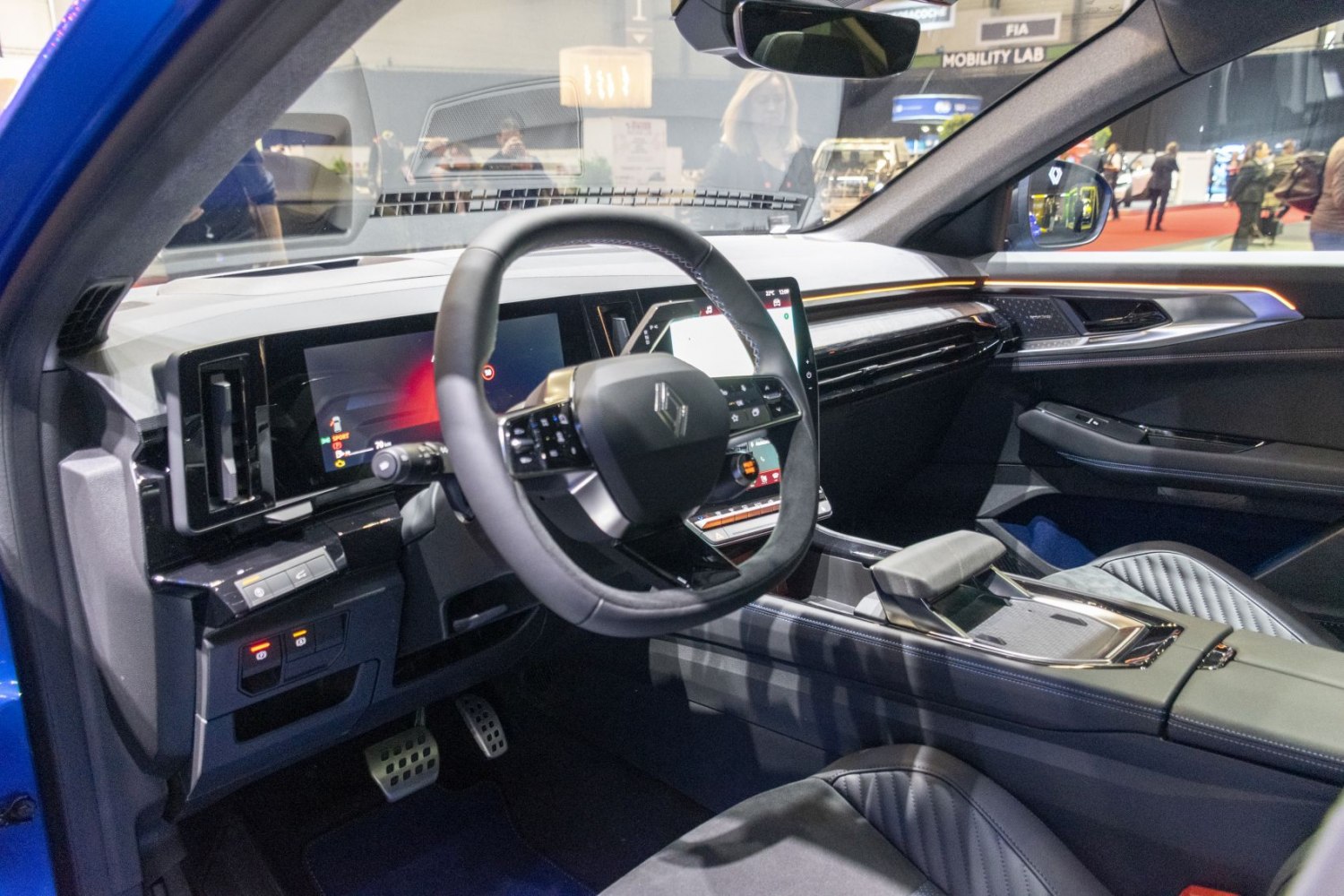 Digital cockpit with multifunction steering wheel and premium interior design