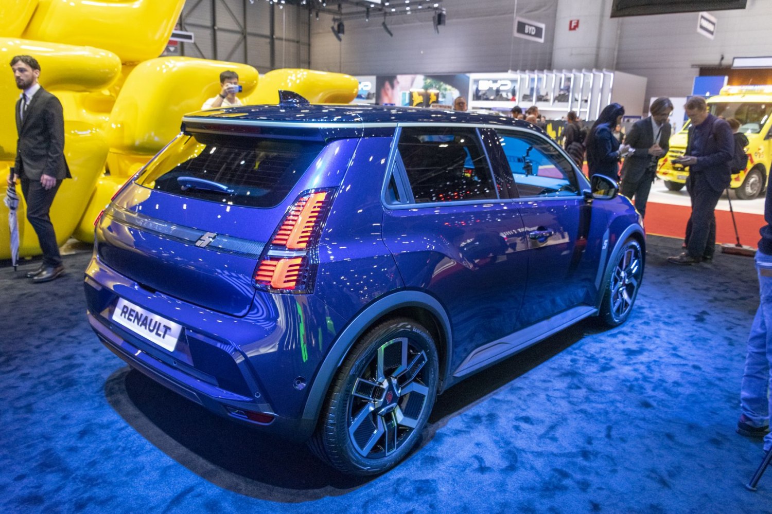 Rear side view with distinctive taillights and modern alloy wheels