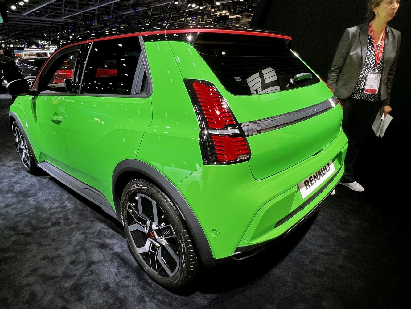 Rear side view with LED taillights and alloy wheels