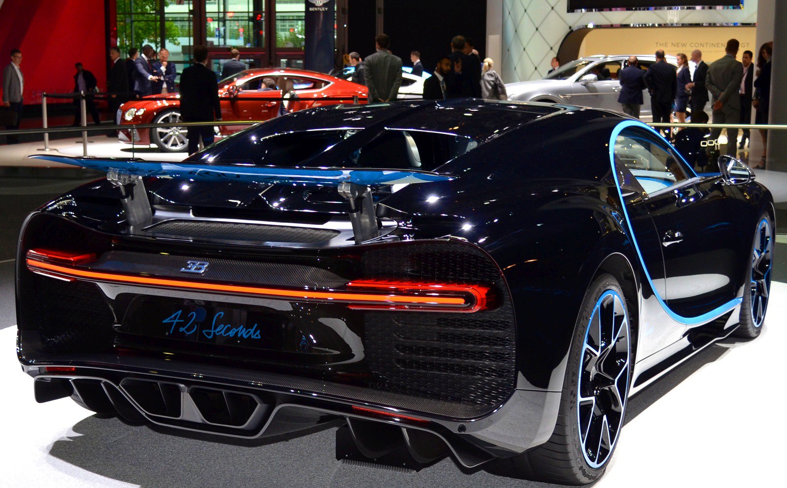 Rear view with active rear wing and LED tail lights