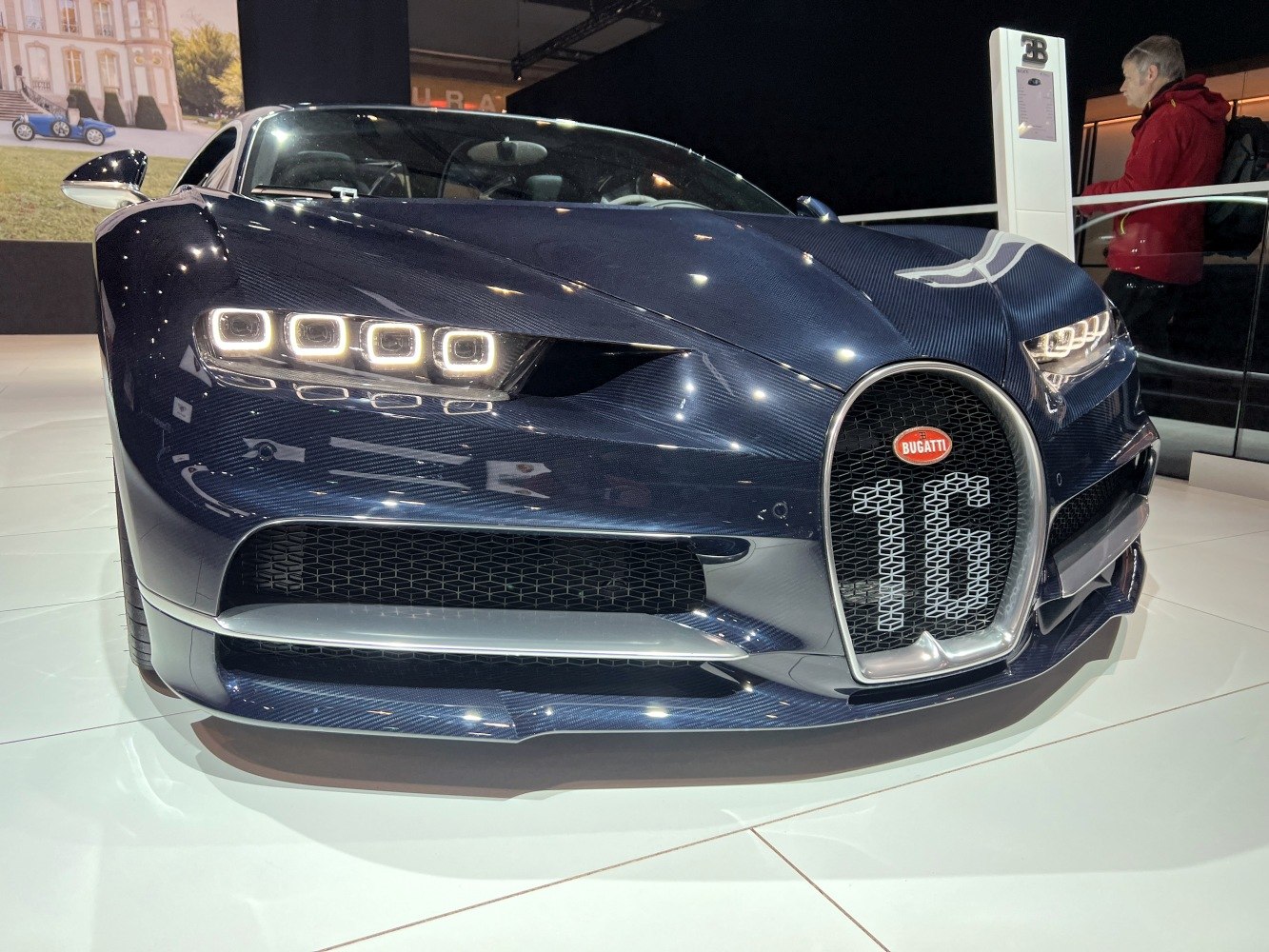 Quad LED headlights and horseshoe front grille with mesh design