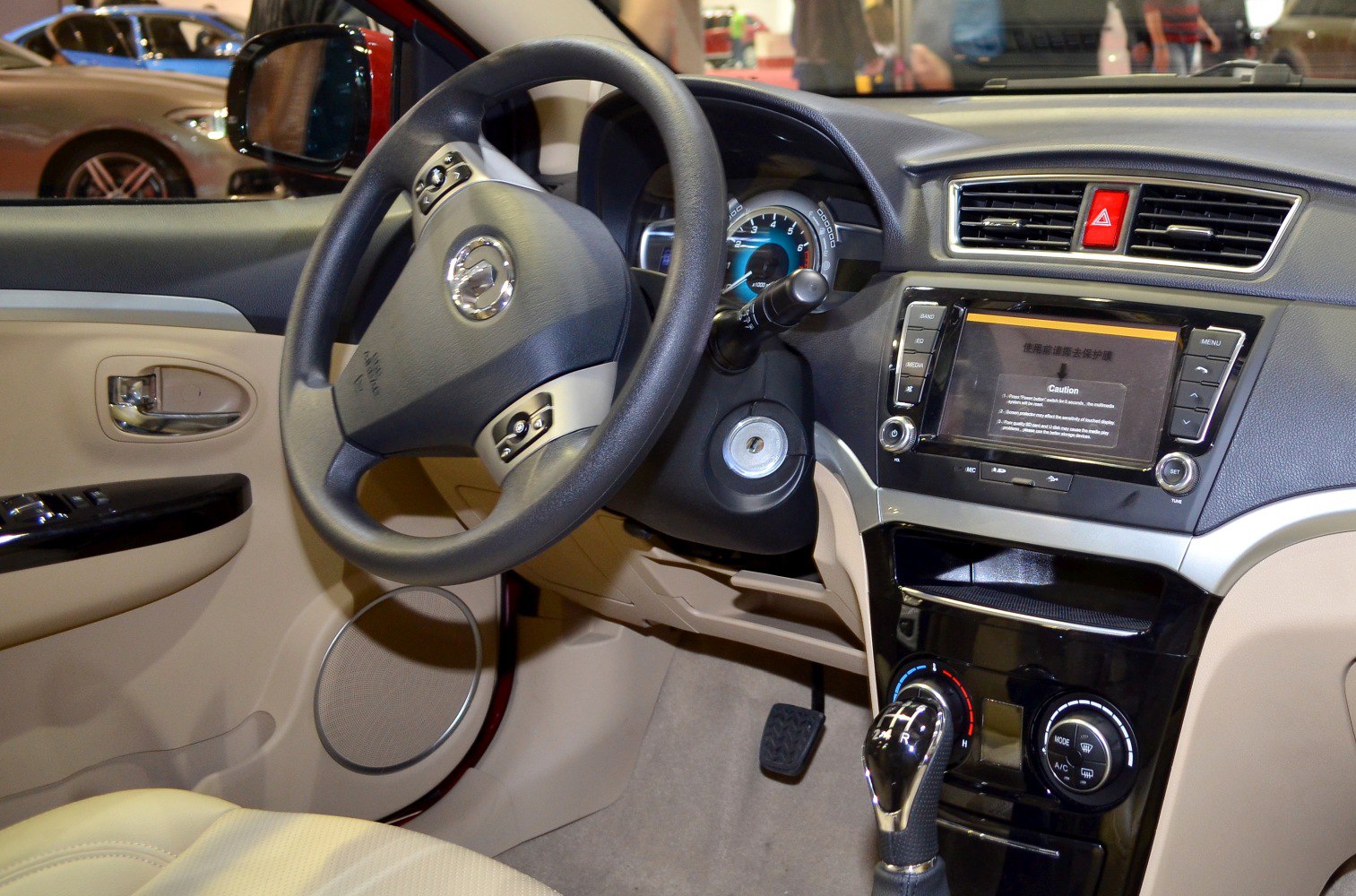 Steering wheel, dashboard, center console with manual gear shift