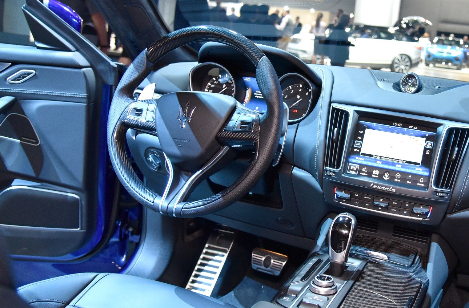 Luxury steering wheel and advanced infotainment system in a premium SUV interior