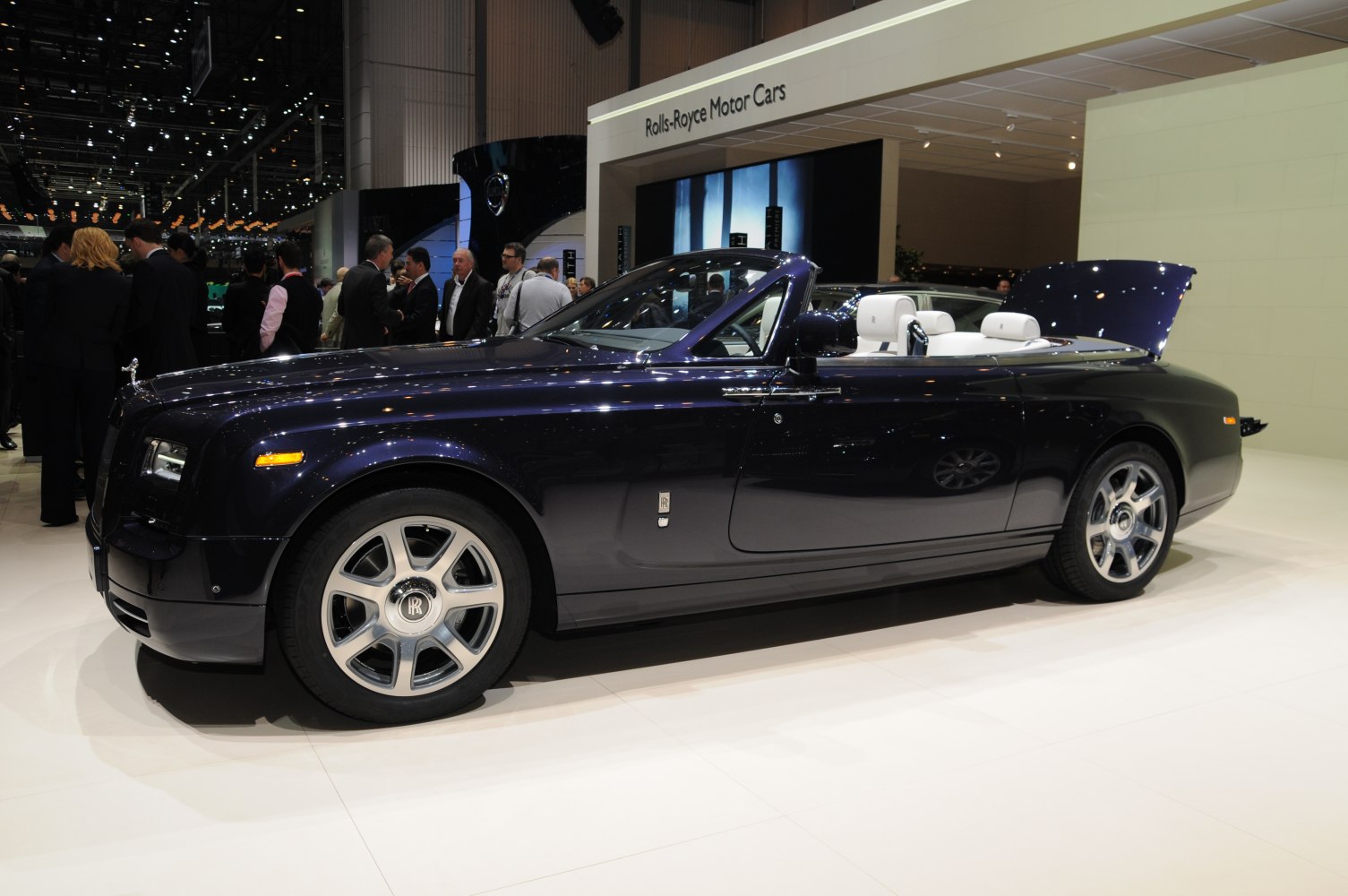 Luxury convertible with distinctive design and premium wheels