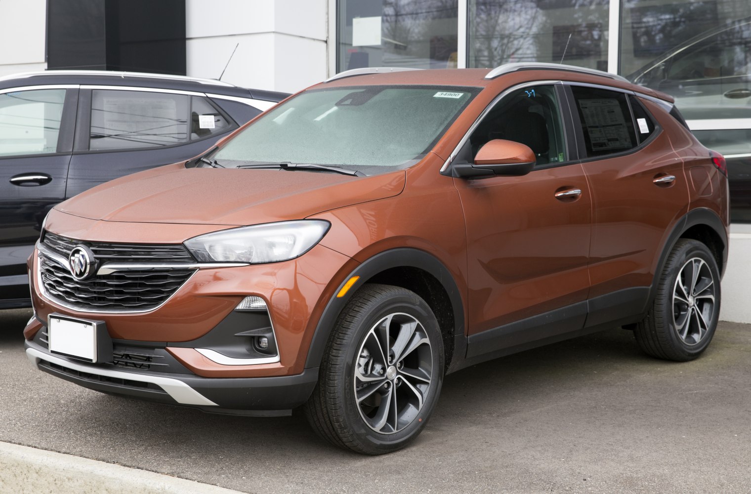 Compact SUV with LED headlights and alloy wheels