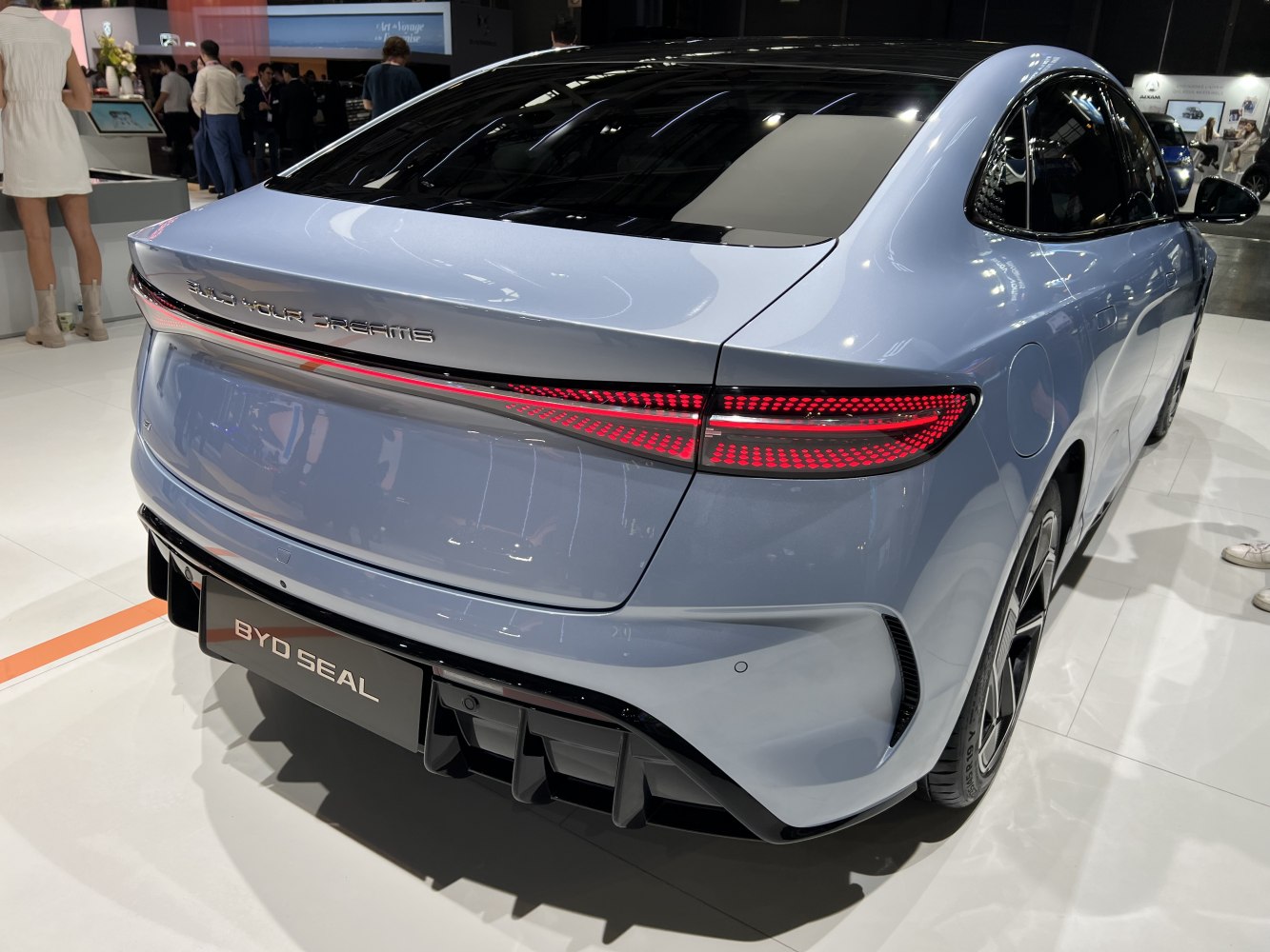 Rear with continuous LED taillight strip and diffuser