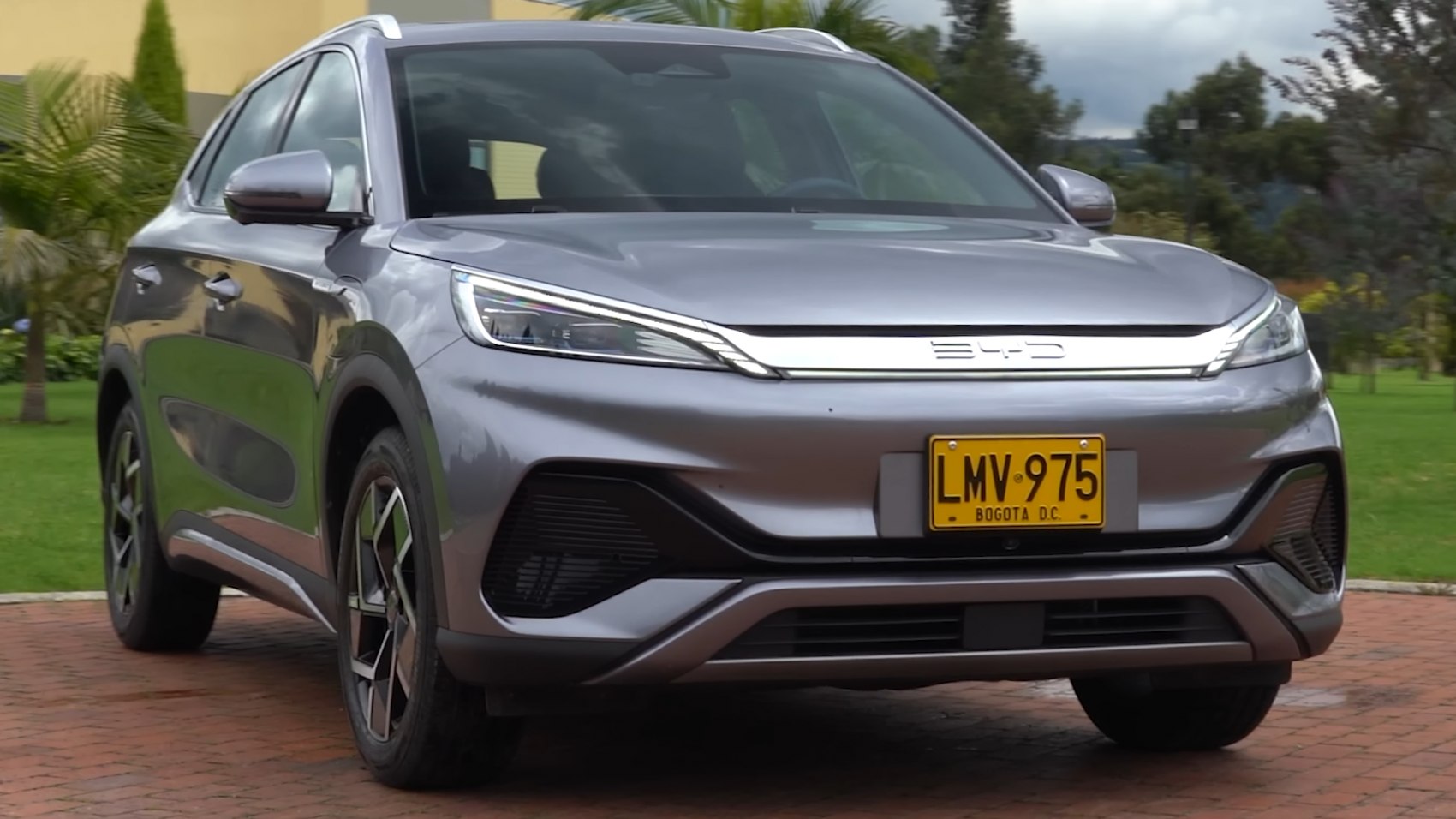 SUV front view with LED headlights and aerodynamic grille