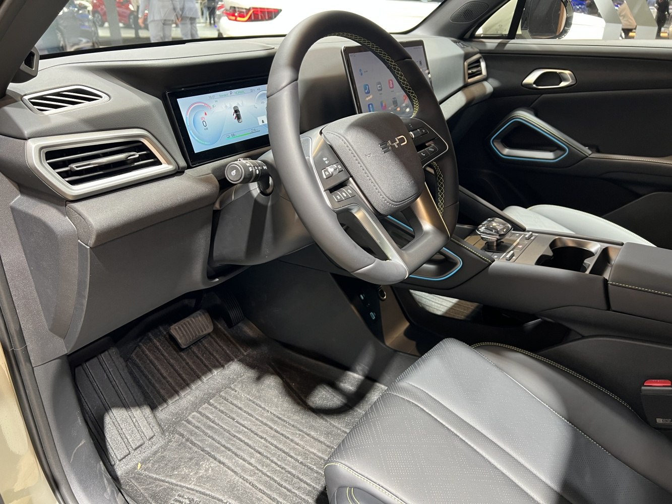 Digital dashboard and multifunction steering wheel in a modern car interior