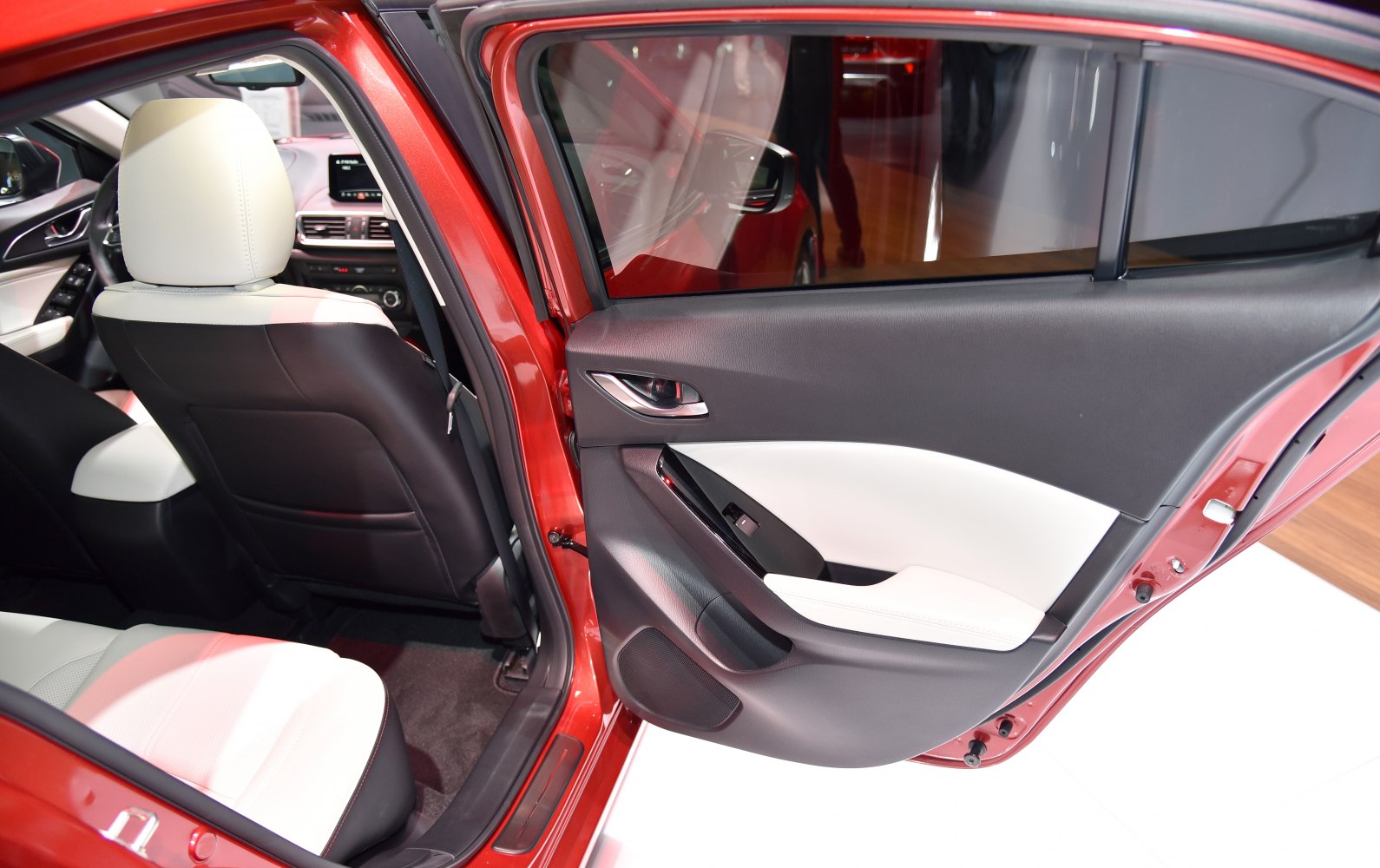 Rear door panel and two-tone rear car seats interior