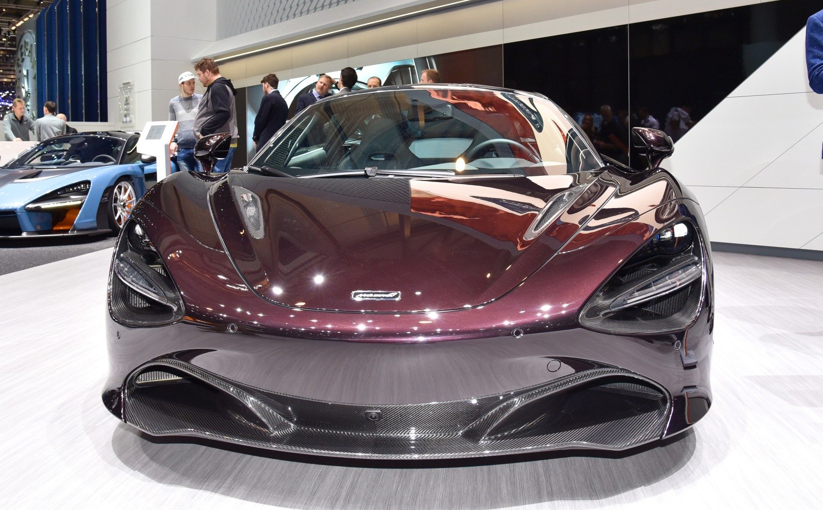 Aggressive headlights and carbon fiber aerodynamic front bumper