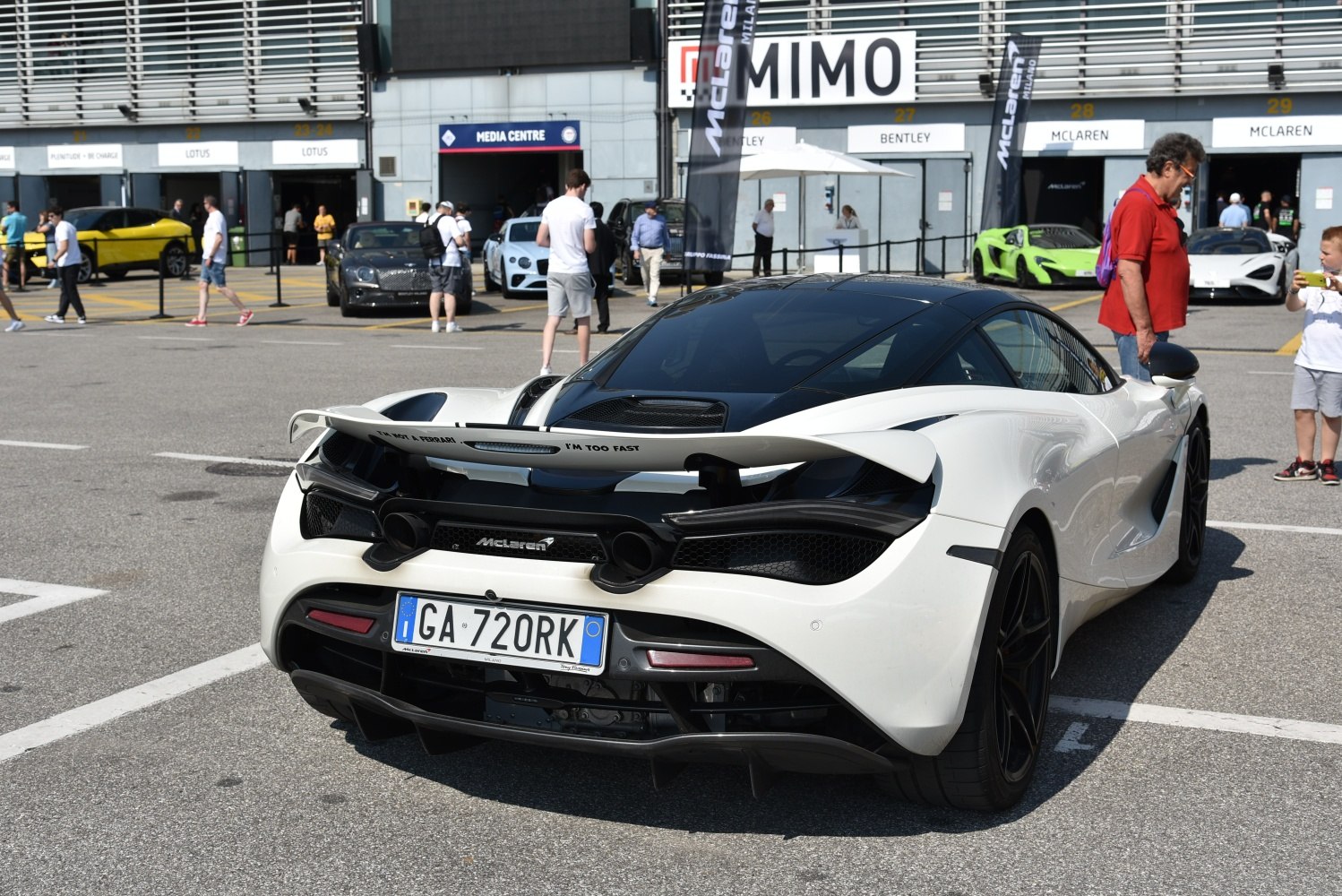 Rear view of a sportscar with active spoiler and aerodynamic diffuser