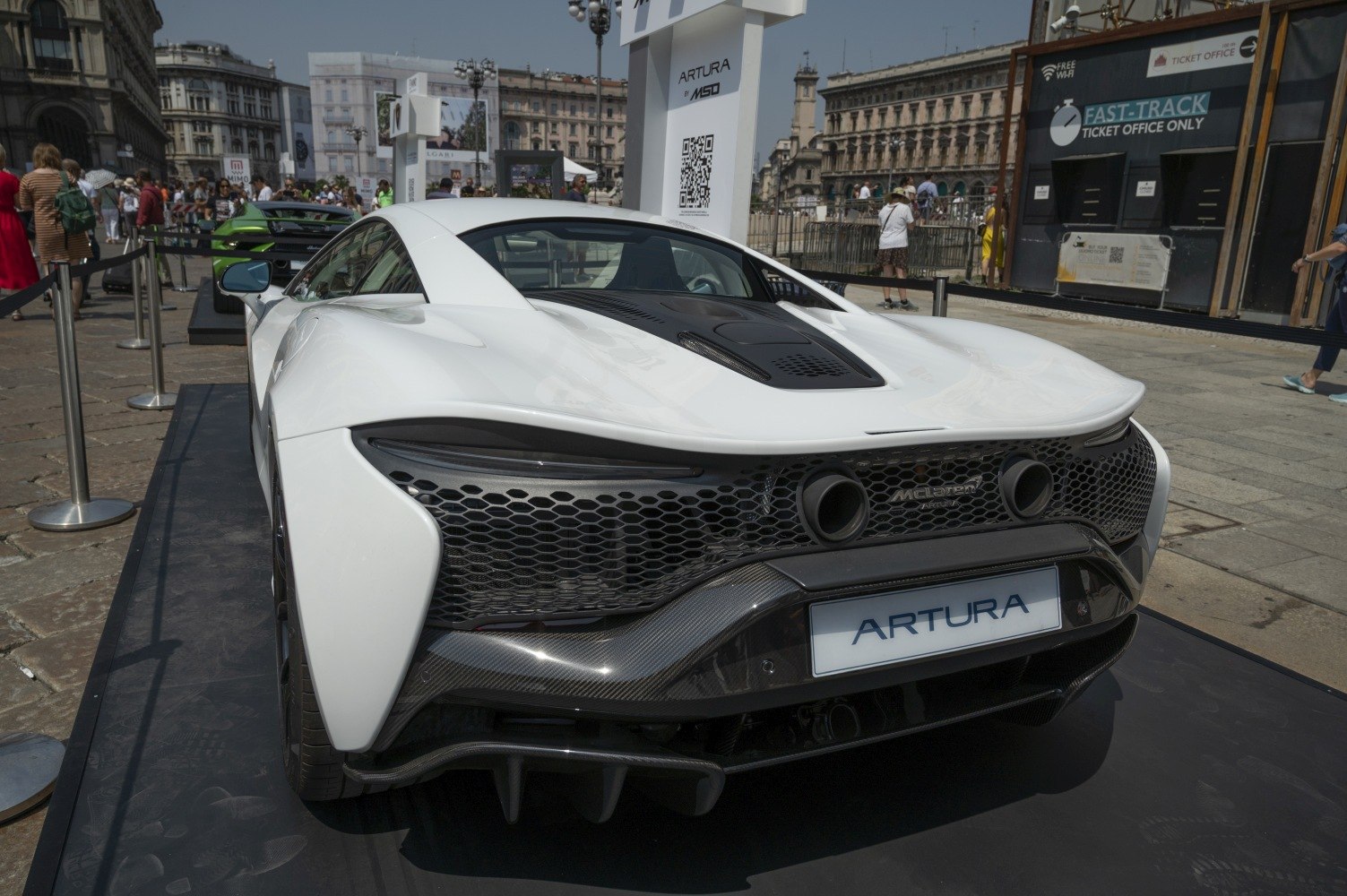 Dual central exhausts and carbon fiber diffuser at rear