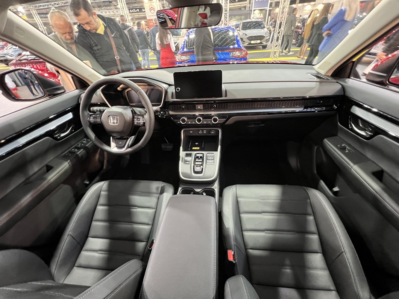 Modern dashboard with digital instrument cluster and large touchscreen