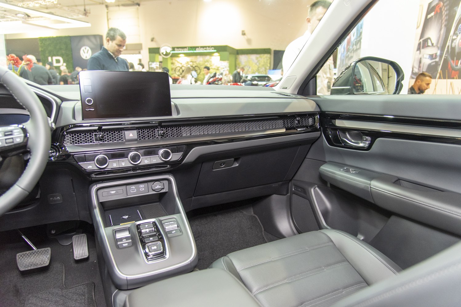 Modern dashboard with digital display and push-button gear selectors