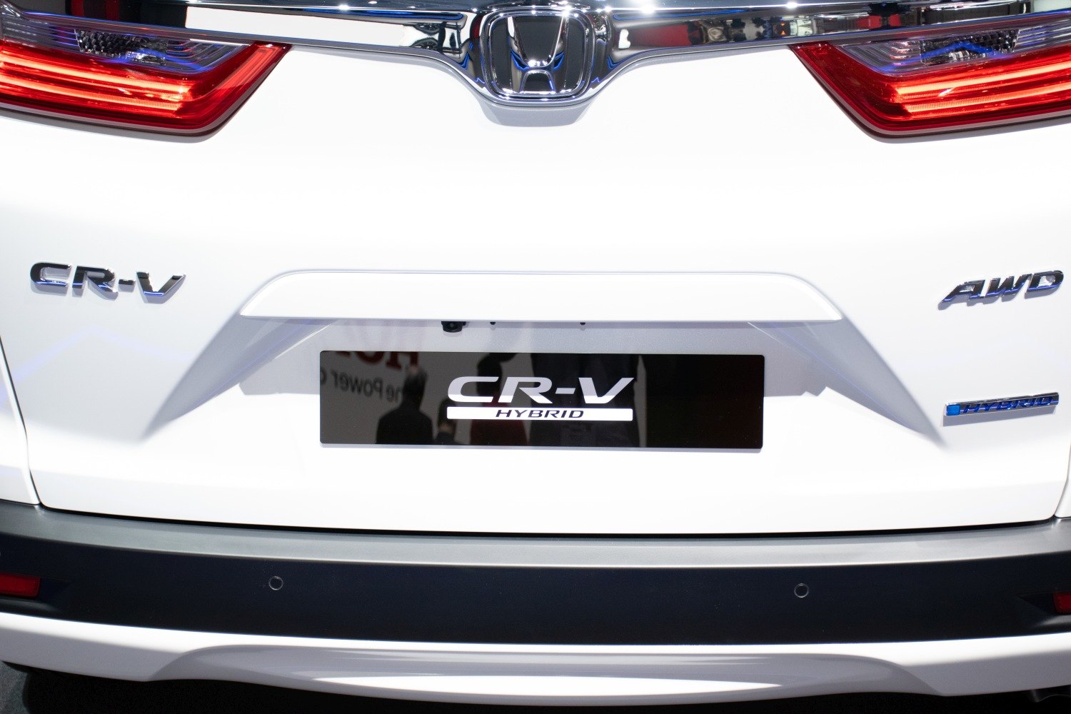 Rear hybrid badge and LED taillights on AWD model