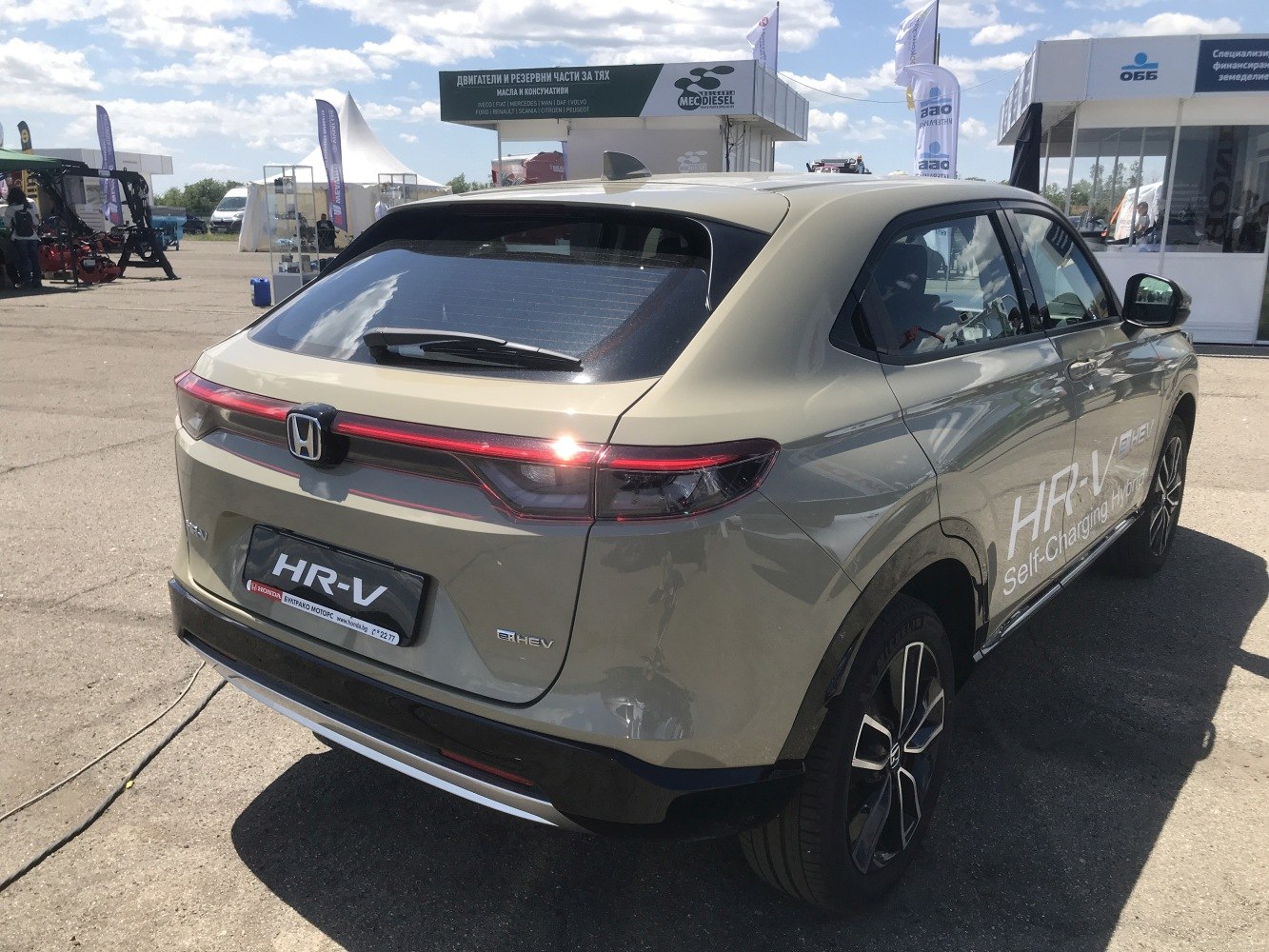 Rear view with hybrid badge and LED taillights