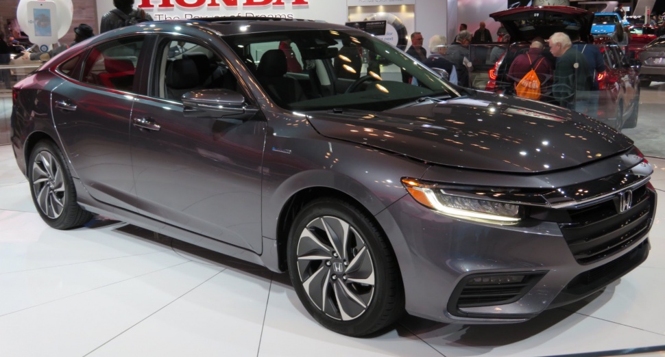 Hybrid sedan with LED headlights and aerodynamic styling