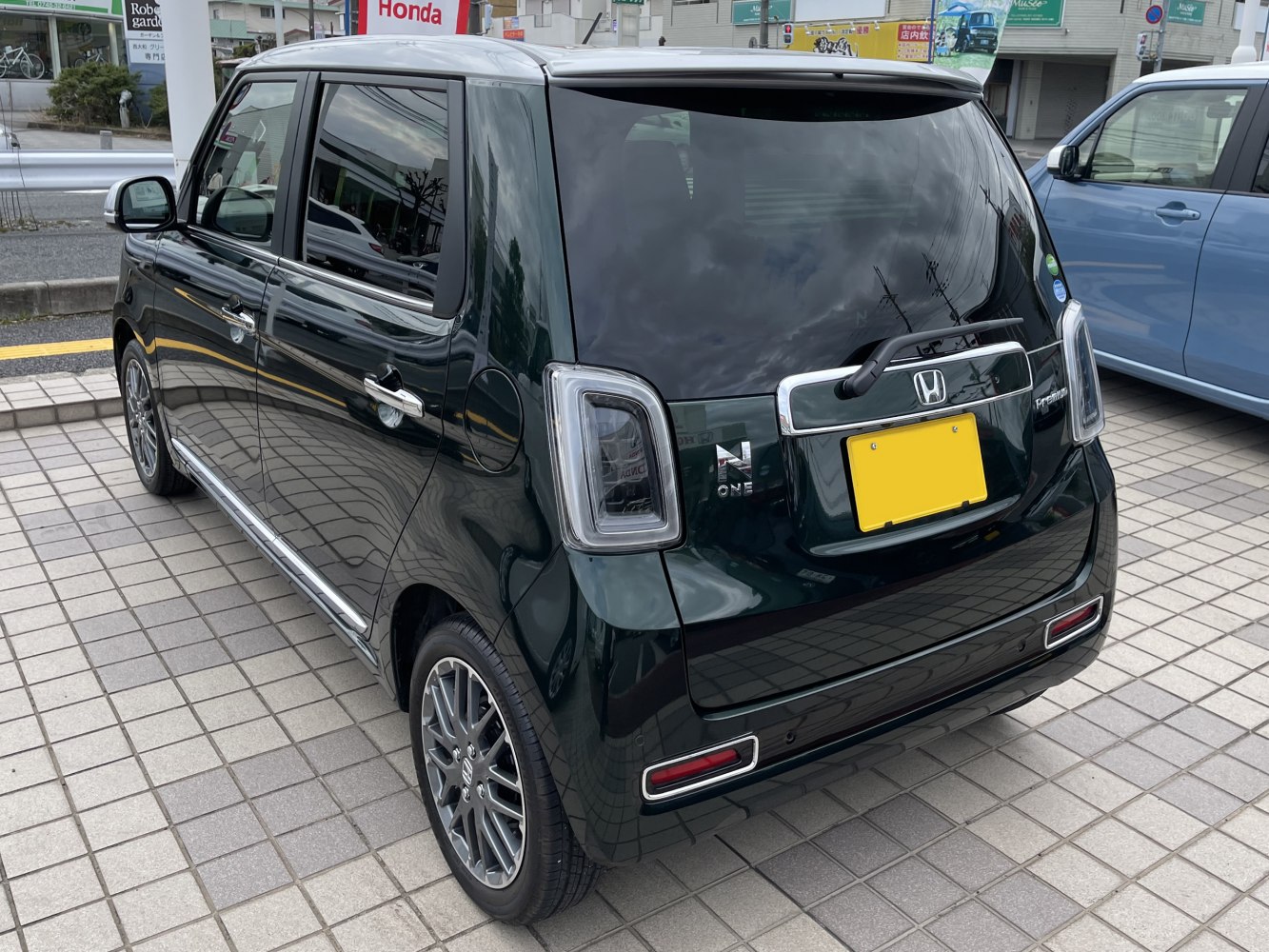 Rear view with LED taillights and alloy wheels