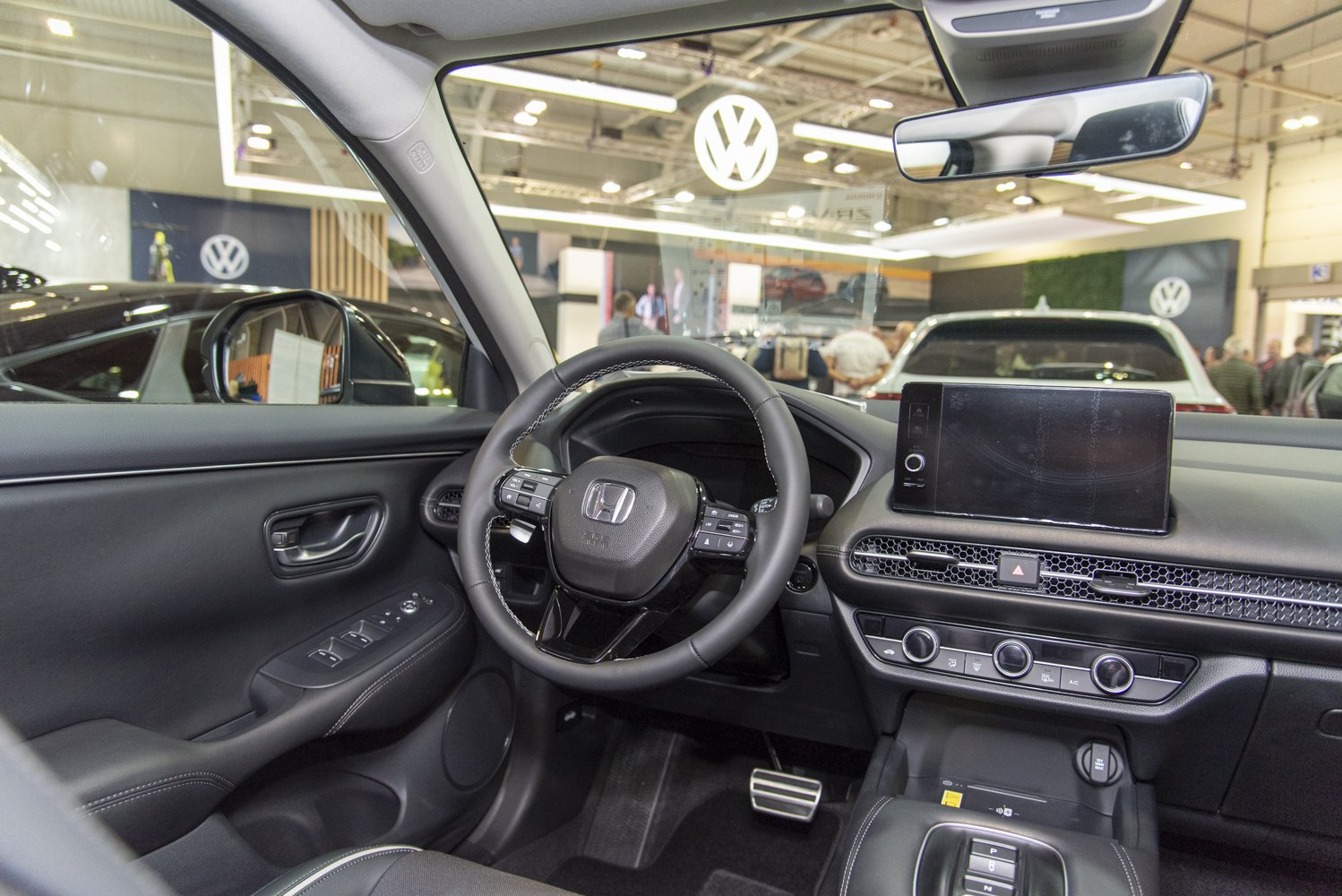 Modern dashboard and multifunction steering wheel with touchscreen display