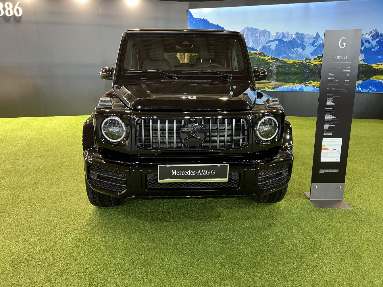 Front view with Panamericana grille and circular LED headlights