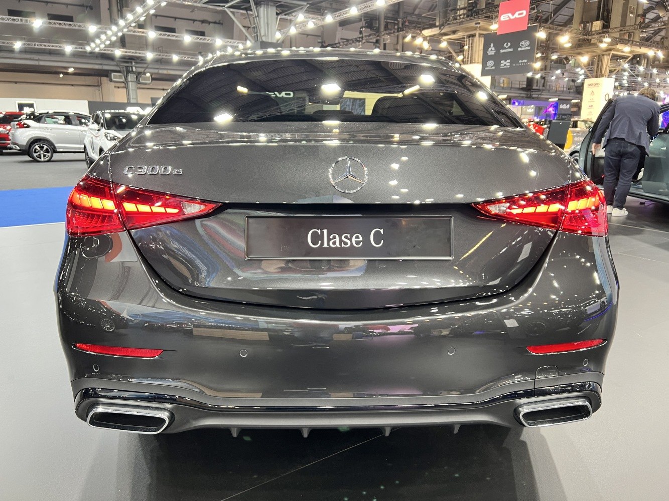 Rear view of luxury sedan with LED taillights and dual exhaust outlets