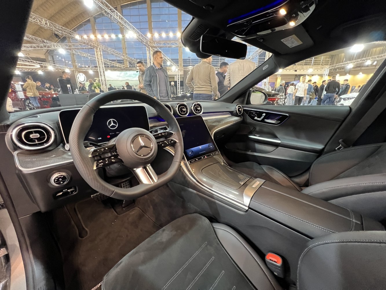 Digital instrument cluster and central touchscreen with luxury interior features