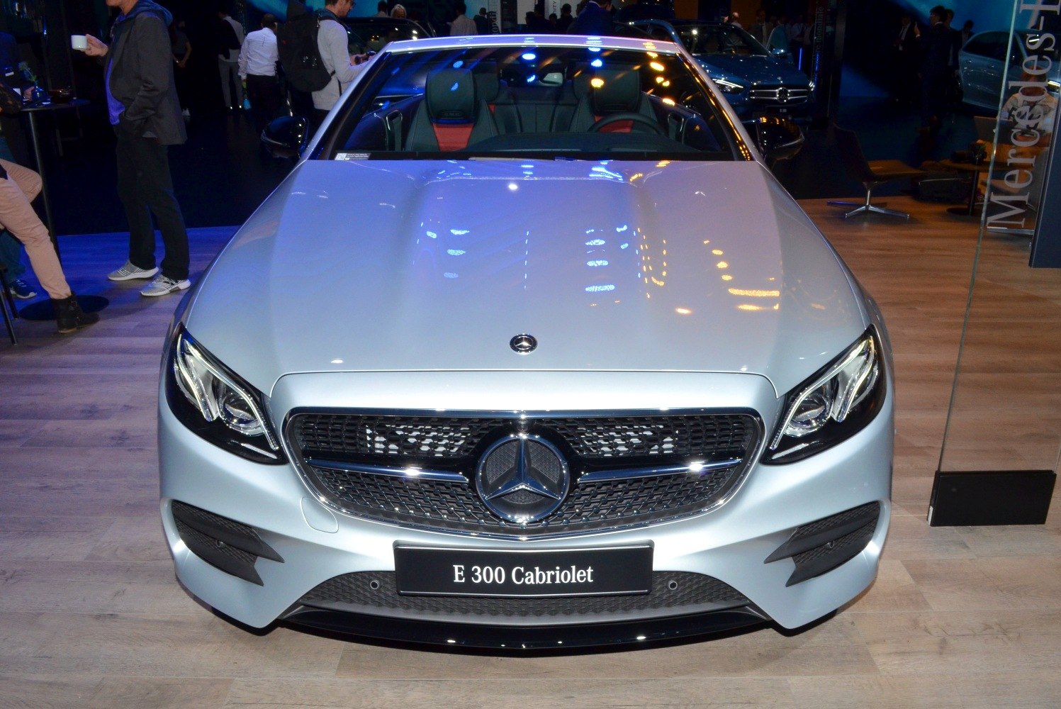 Front grille and headlights of a luxury convertible