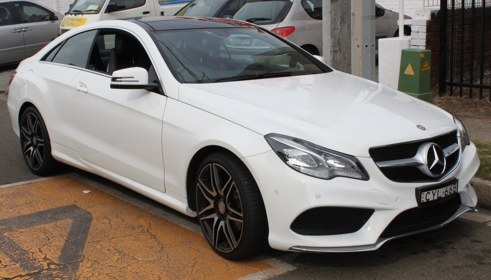 Front side profile with LED headlights and sport rims