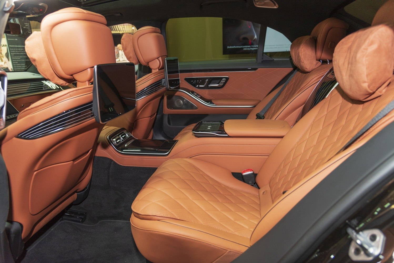 Quilted leather rear seats with dual rear screens and premium armrest controls