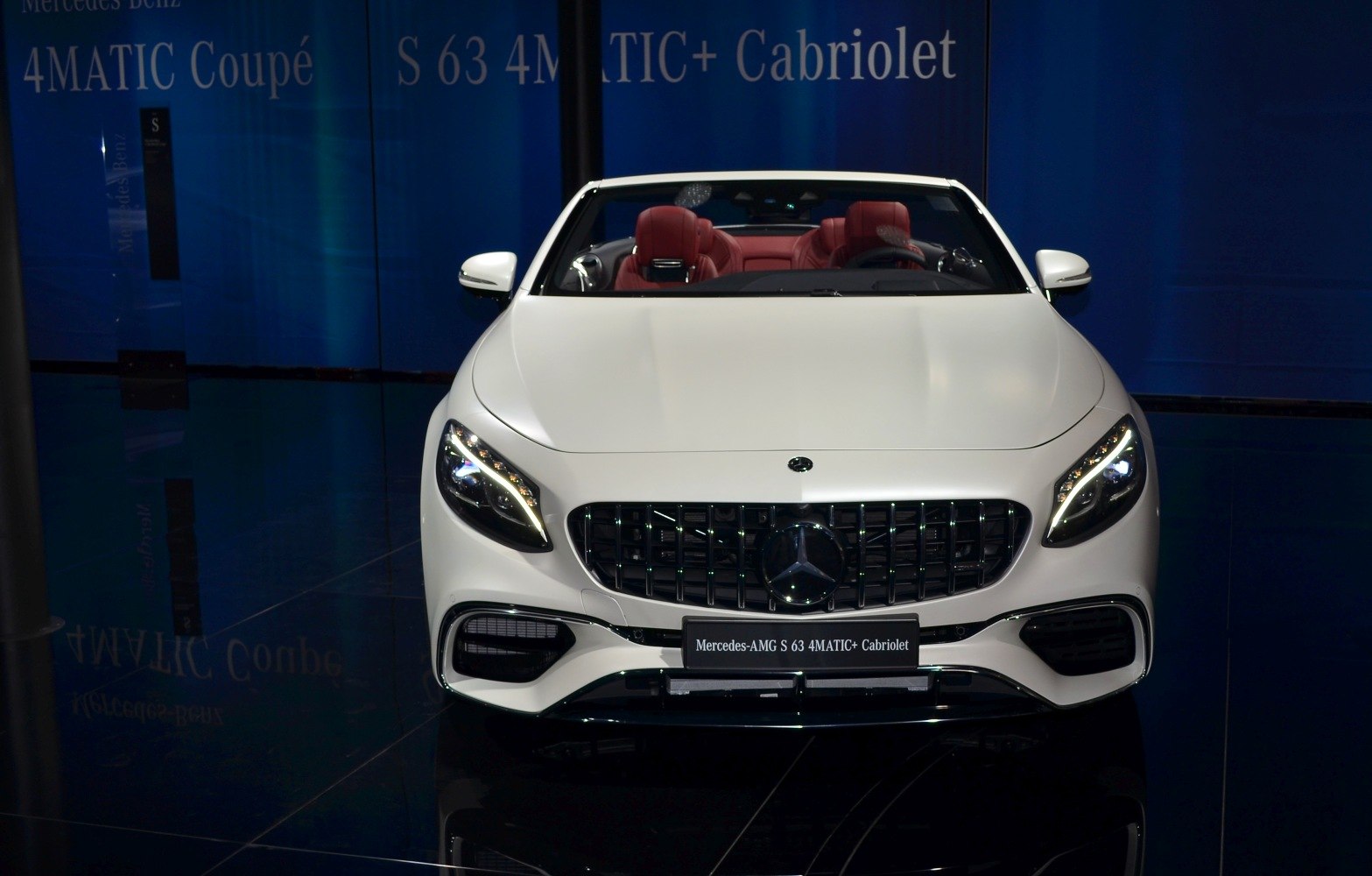 Front view of convertible with LED headlights and black grille