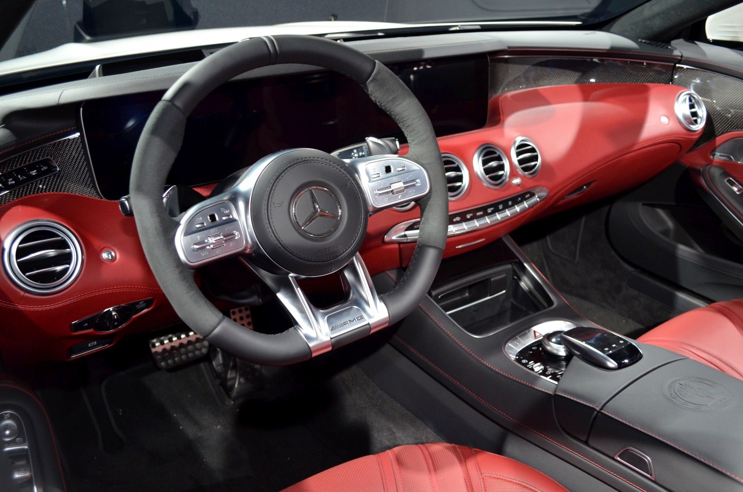 Red leather interior and AMG steering wheel