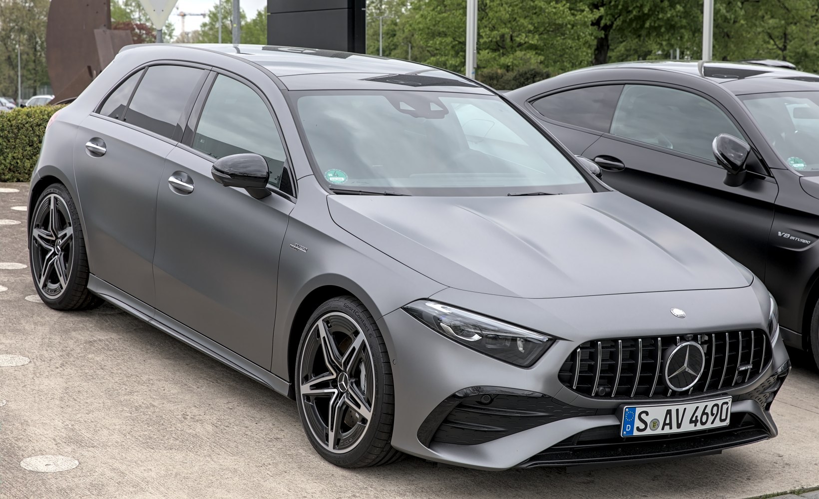 Front and side profile with AMG grille and matte finish