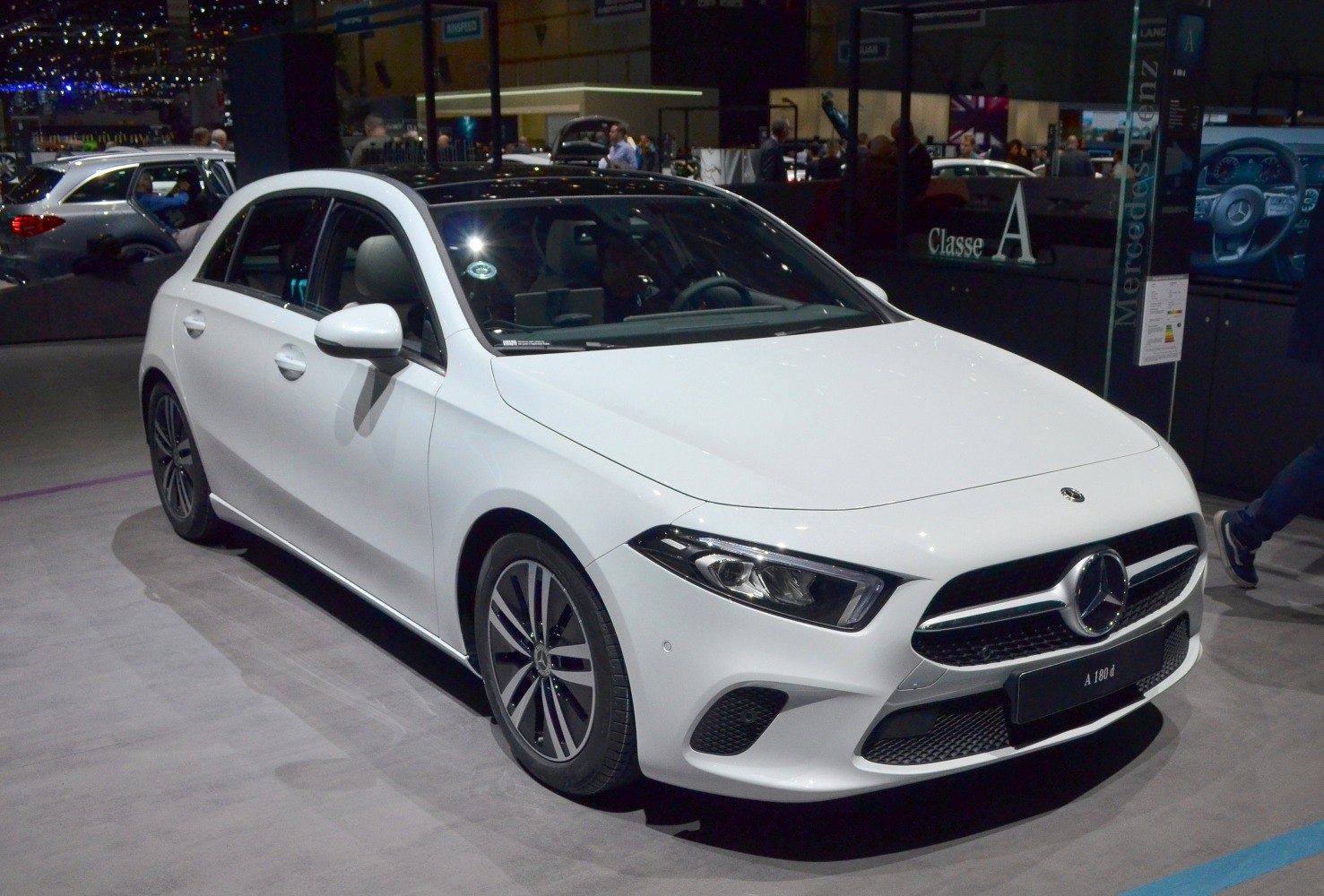 Modern luxury hatchback with LED headlights and black contrast roof