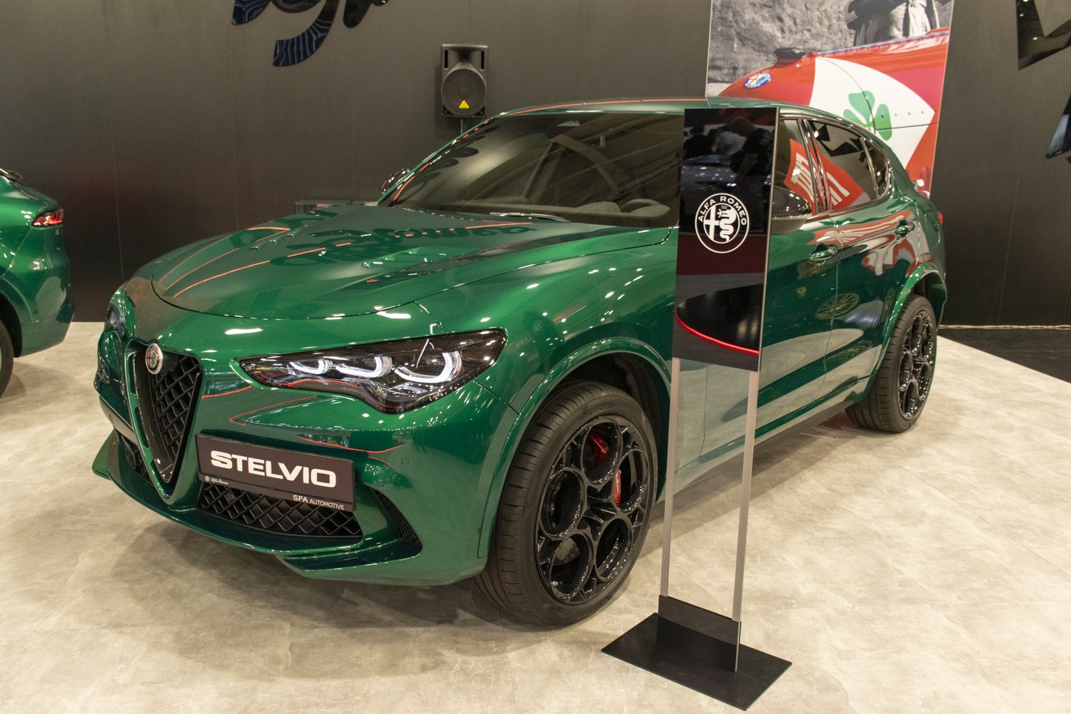 Front view with LED headlights and five-hole alloy wheels