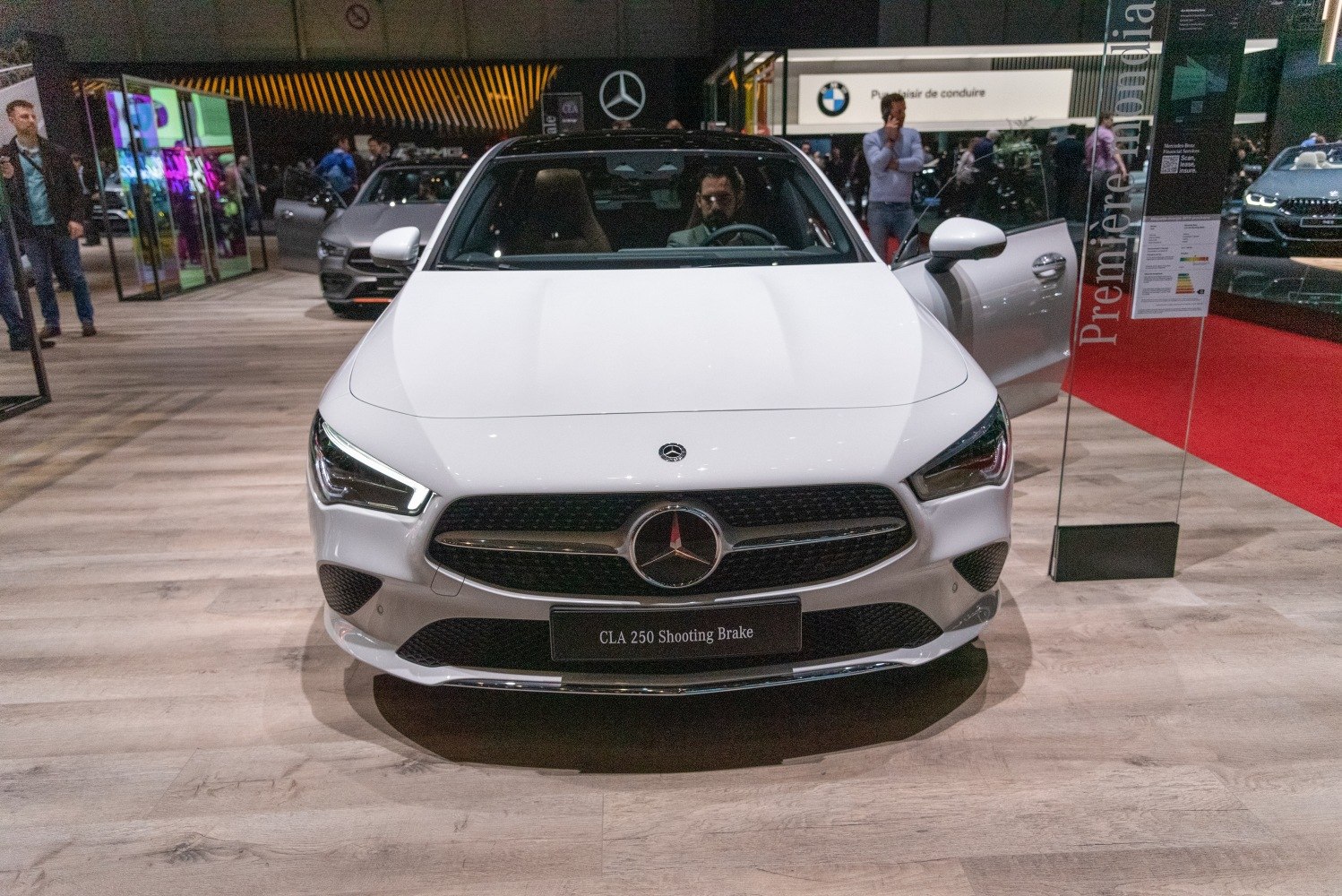 Front view with grille and LED headlights