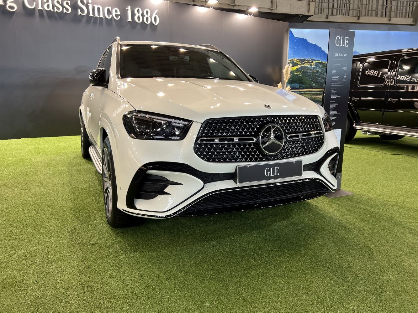 Front grille and LED headlights of a luxury SUV