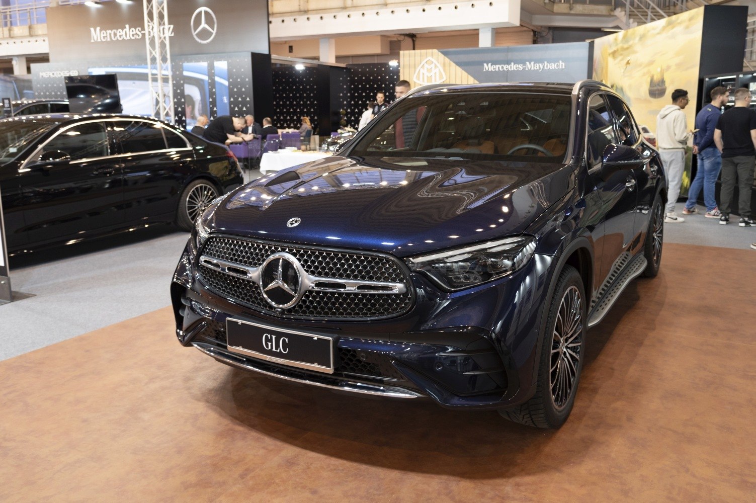 Front grille and headlights of a luxury SUV