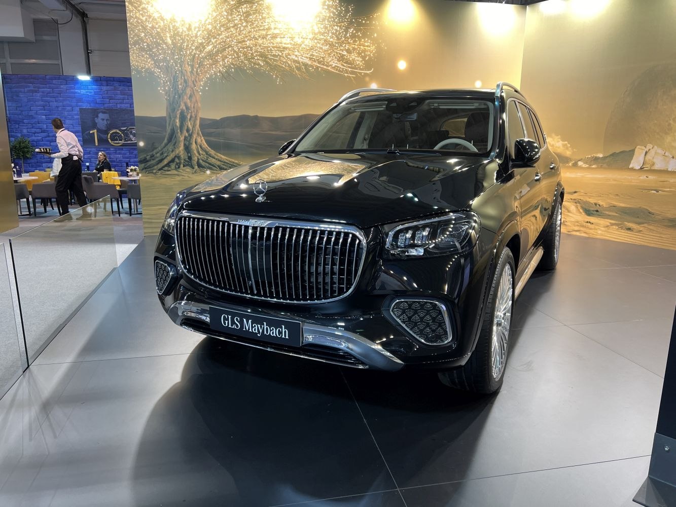 Distinctive front grille with LED headlights on a luxury SUV.