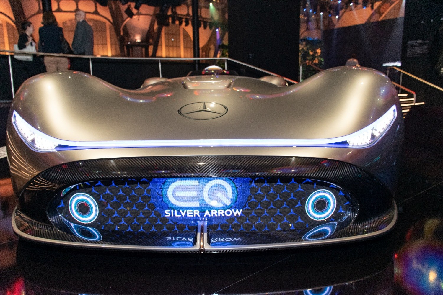 Sleek aerodynamic front with LED headlights and digital grille lighting