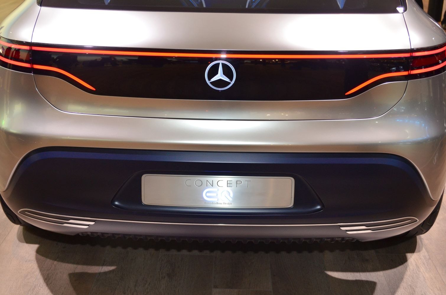 Rear view with LED light bar and illuminated logo