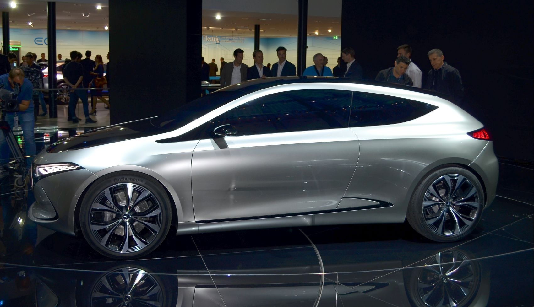 Sleek side profile of electric hatchback with aerodynamic body and stylish wheels