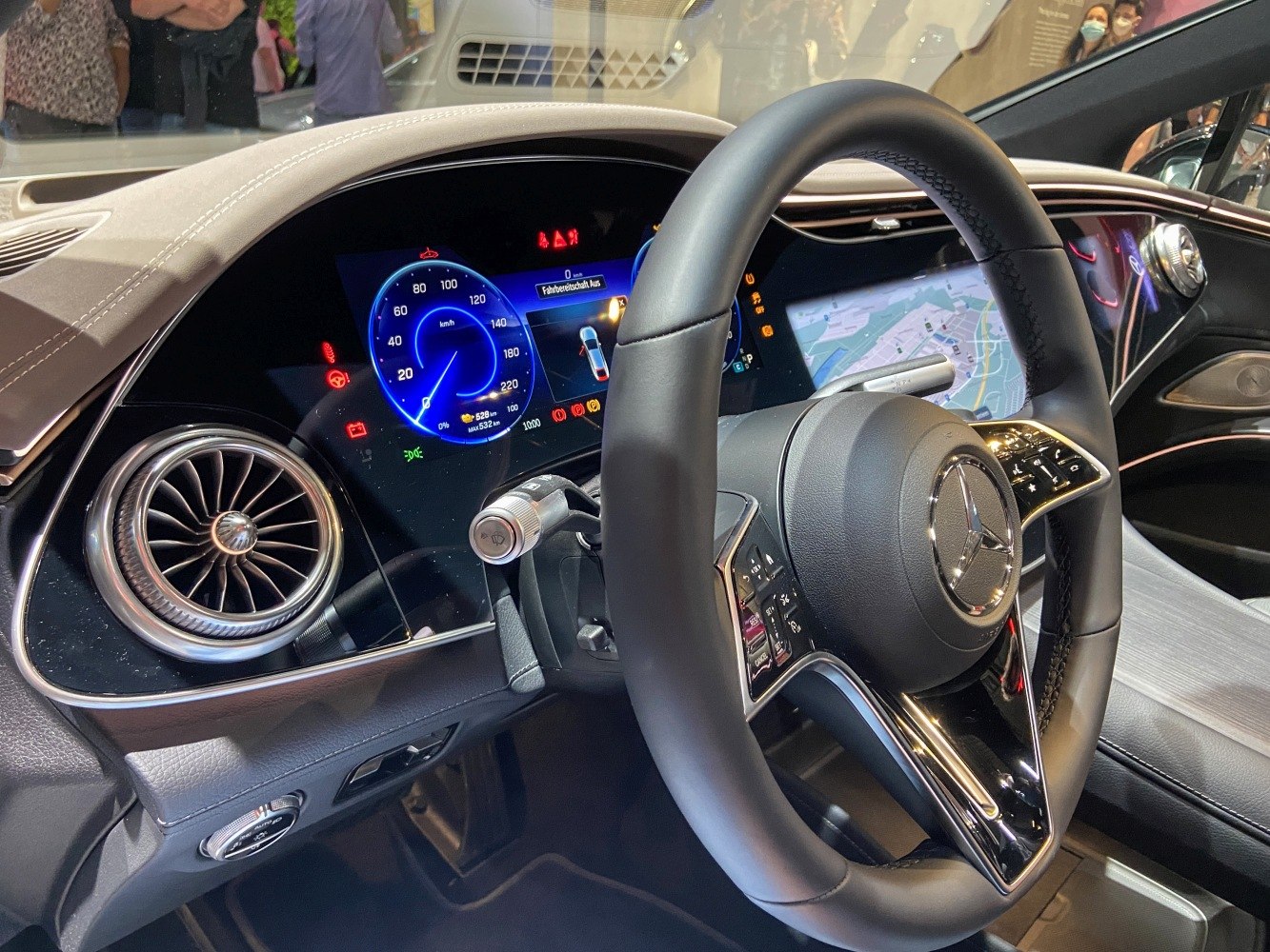 Luxury interior with digital instrument cluster and multifunction steering wheel