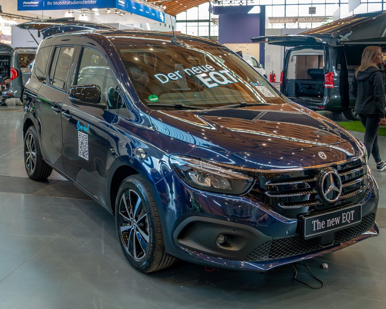 Modern headlights and aerodynamic front design with alloy wheels