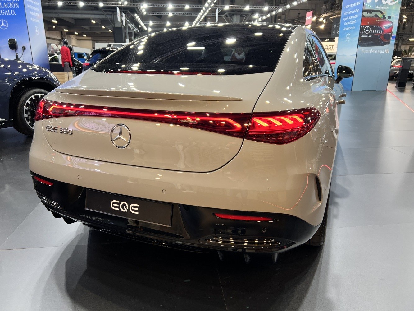 Rear view with LED tail light design and sporty bumper