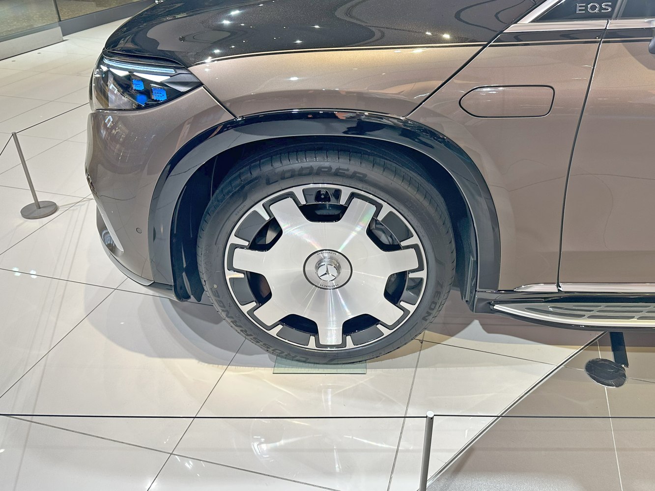 Front wheel and LED headlight design with luxury detailing