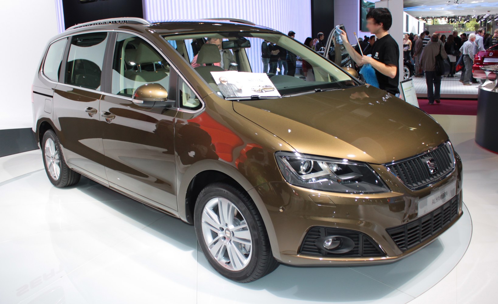 Modern MPV with LED headlights and alloy wheels