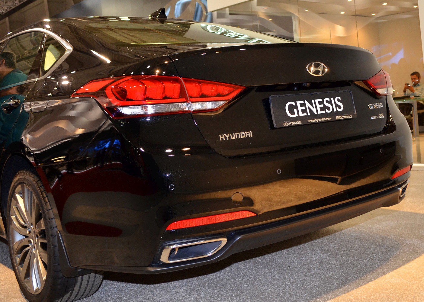 Close-up of rear design, tail lights, and exhausts